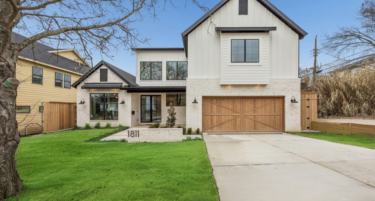 1811 Bermuda Flyer - 2